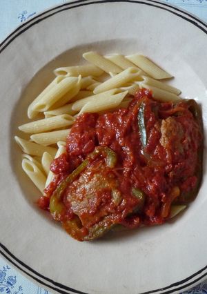 トマトでじっくり煮込み・ピーマン肉詰め♪-レシピのメイン写真