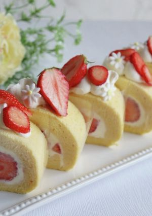 しっとりロールケーキ生地（別立て）-レシピのメイン写真