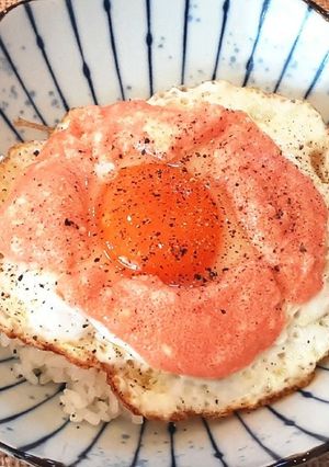 背徳の瞳　クリームチーズ明太子の目玉焼き-レシピのメイン写真