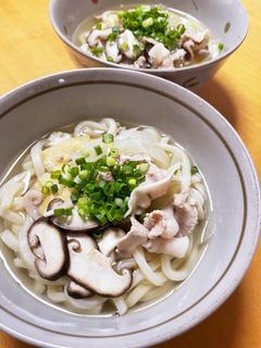 豚肉ときのこ★白だしで簡単あったかうどん-レシピのメイン写真