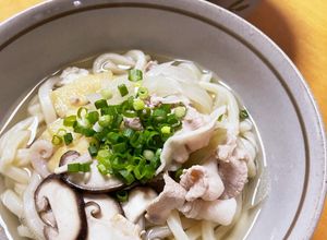 豚肉ときのこ★白だしで簡単あったかうどん-レシピのメイン写真