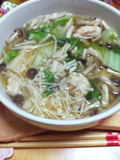 虎杖悠仁のカンタン鶏つくねきのこ鍋。-レシピのメイン写真