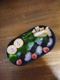 JK☆ゆかり俵おにぎり弁当♪-レシピのメイン写真