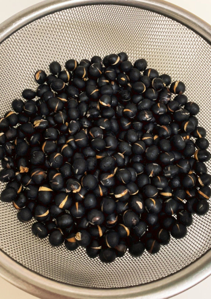 黒豆茶の豆の煎り方（炒り方）-レシピのメイン写真