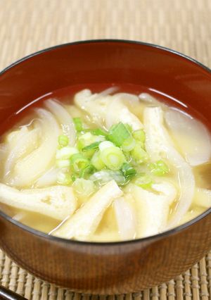 味噌汁(昆布の水だしを使った)-レシピのメイン写真