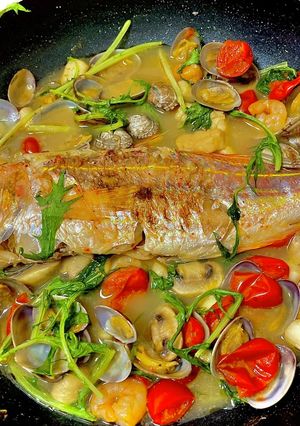 魚介たっぷり！イトヨリのアクアパッツァ-レシピのメイン写真