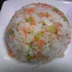 รูปของ 炊飯器で★鶏ガラ・鮭フレーク★炊込み御飯