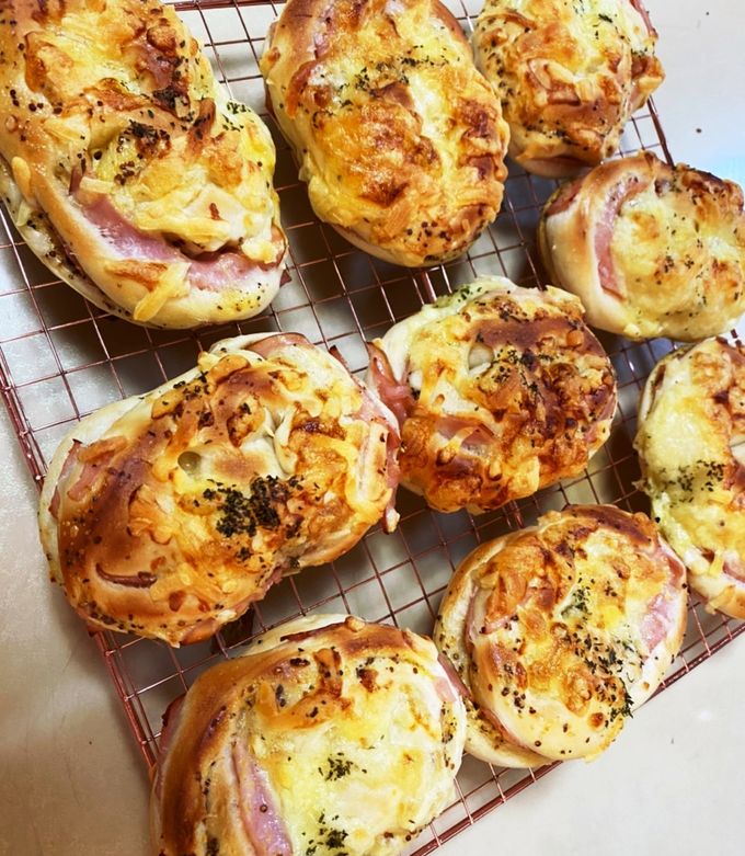 ハムパン by 記録民 【クックパッド】 簡単おいしいみんなのレシピが