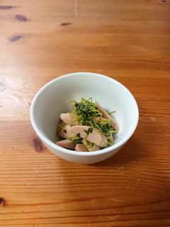 豆苗であと1品 魚肉ソーセージと豆苗炒め-レシピのメイン写真