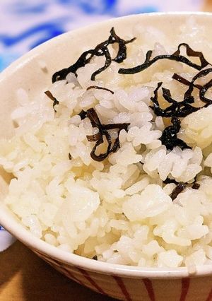 塩昆布とバターの混ぜご飯♪-レシピのメイン写真