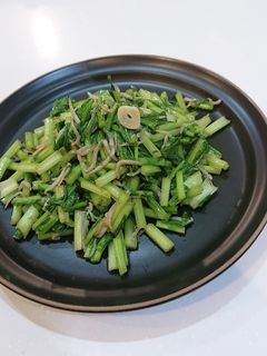 蕪の葉のニンニクしらす炒め-レシピのメイン写真