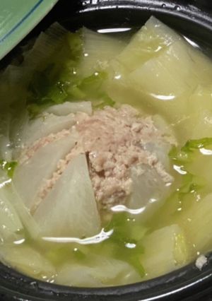 蕪を一個で美味しく鶏ひき肉蕪の花おでん鍋-レシピのメイン写真