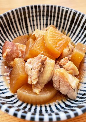 【電気圧力鍋】大根と鳥もも肉の煮物-レシピのメイン写真