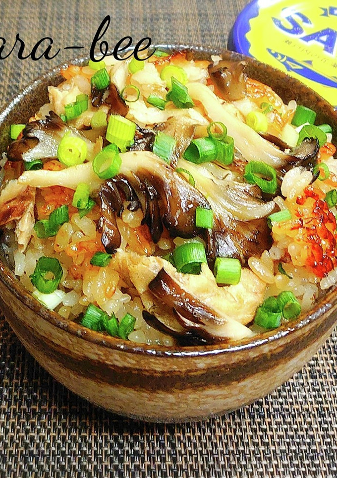 旨い！黒舞茸と鯖缶の中華風炊き込みご飯-レシピのメイン写真
