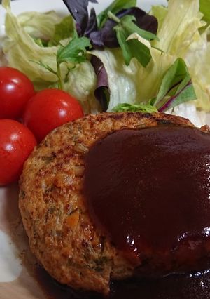 かさ増し⭐茎ワカメ入りハンバーグ-レシピのメイン写真