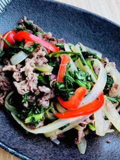 牛肉と春菊のオイスター炒め-レシピのメイン写真