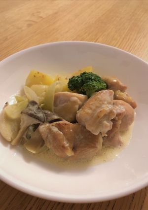 濃厚な味わい♪ 鶏肉のクリーム煮-レシピのメイン写真
