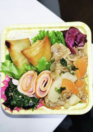 【夫婦弁当175】肉じゃがとささみ梅春巻-レシピのメイン写真
