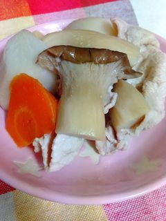 豚肉・にんじん・エリンギ・里芋の煮物-レシピのメイン写真