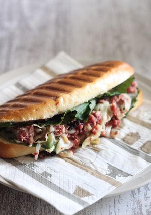 大葉とコンビーフのホットサンド-レシピのメイン写真