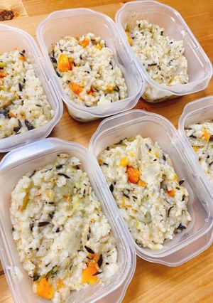 離乳食中期〜超簡単色々炊き込みご飯（粥）-レシピのメイン写真
