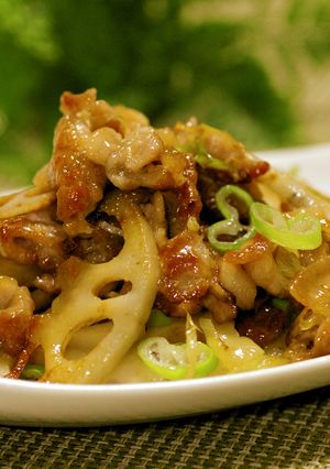 蓮根と豚バラ肉の和風な炒めもの-レシピのメイン写真