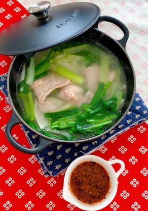 鶏もも肉で韓国風水炊き-レシピのメイン写真