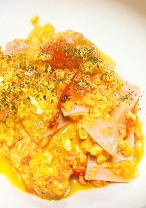 冷凍トマトでトロトロ♡ハムチーズオムレツ-レシピのメイン写真