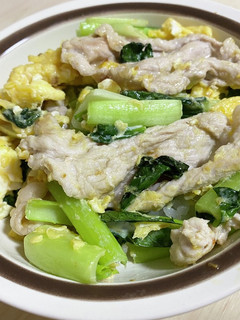 味付けお好み♪小松菜と豚肉のごま油炒め丼-レシピのメイン写真