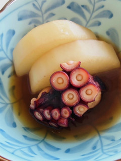 ほんだしで煮込む大根とタコの柔らか煮♡-レシピのメイン写真