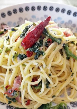 ほうれん草とベーコンのペペロンチーノ-レシピのメイン写真