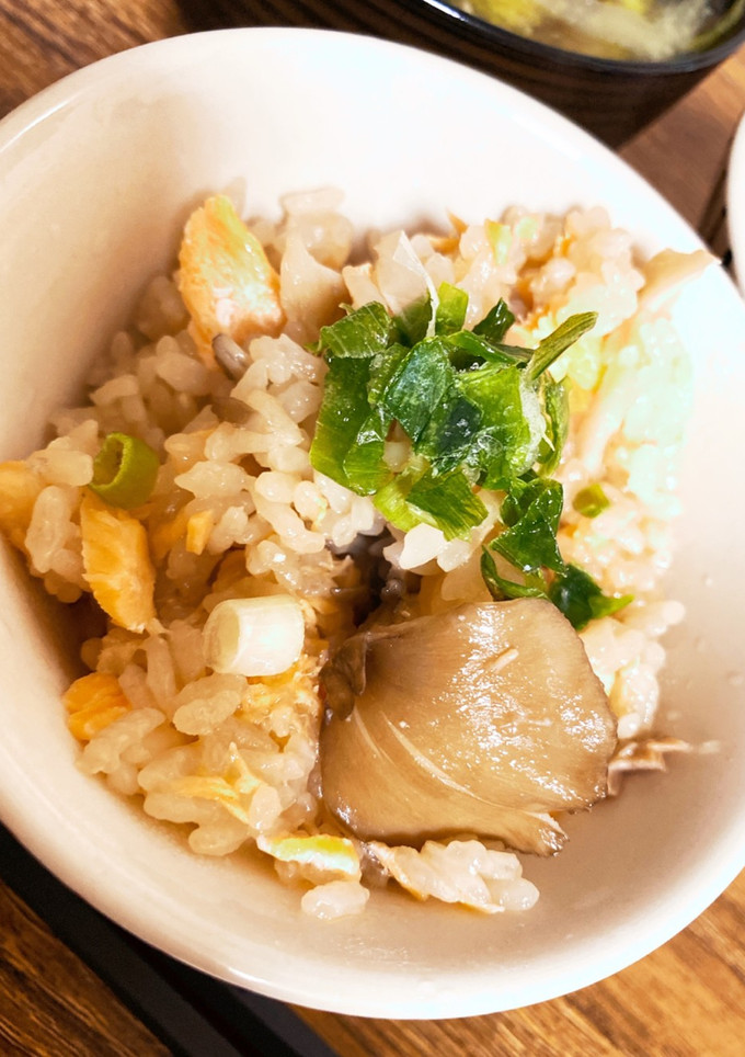 鮭と舞茸の炊き込みご飯-レシピのメイン写真