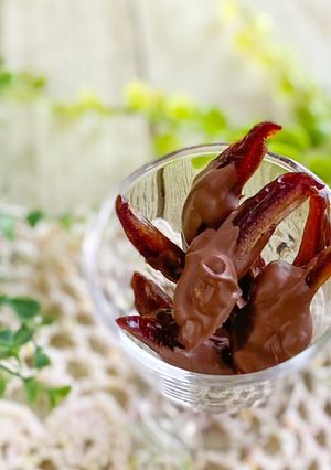 デーツのくるみチョコがけ-レシピのメイン写真