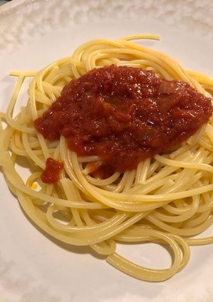 丁寧に作ったトマトソースのスパゲッティ-レシピのメイン写真