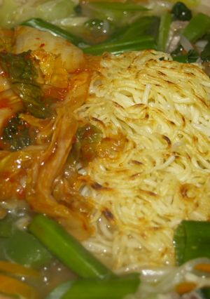 ～土鍋で～ピリ辛揚げ焼きパスタ鍋-レシピのメイン写真