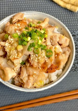 ねぎ塩豚バラ丼-レシピのメイン写真