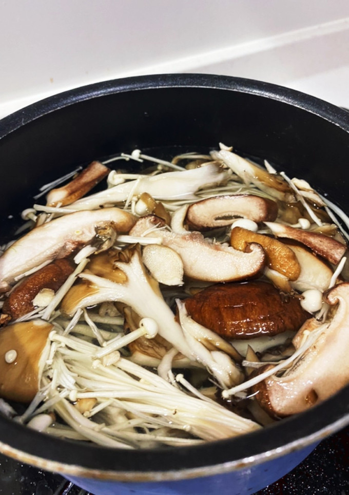 きのこのオイスタースープ-レシピのメイン写真