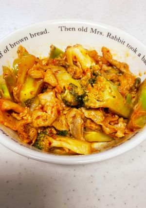 ブロッコリーと豚肉のキムチ炒め-レシピのメイン写真