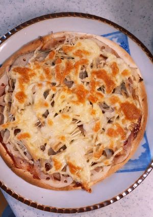 簡単でおいしいれんこんときのこのピザ-レシピのメイン写真