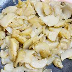 รูปของ キクイモの皮ごと美味しい!塩味きんぴら