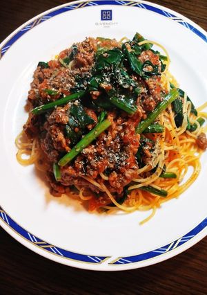 挽き肉とほうれん草のトマトソースパスタ-レシピのメイン写真