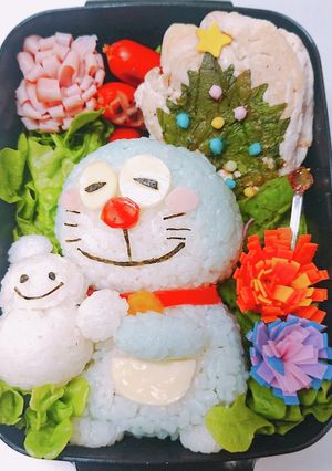 雪だるまとドラえもん キャラ弁-レシピのメイン写真