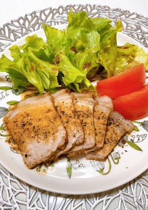簡単パーティ料理にも！豚肩ロースの紅茶煮-レシピのメイン写真