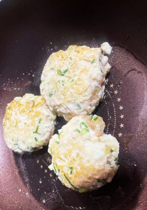 簡単&節約!鶏ムネひき肉のハンバーグ-レシピのメイン写真