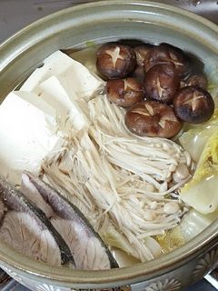 動画レシピ】身も心も温まるブリの水炊き鍋-レシピのメイン写真