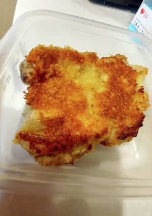 どーんと大きく!鶏もも肉のパン粉焼き-レシピのメイン写真
