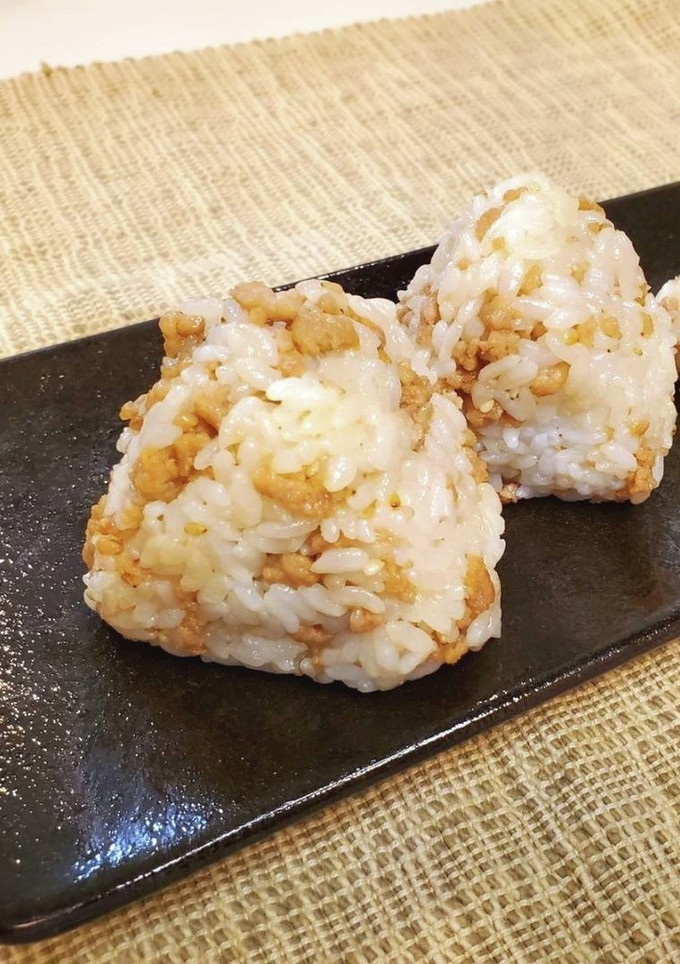 しょうが焼き風おにぎり-レシピのメイン写真