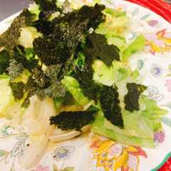 รูปของ 止まらないレタスサラダ♪