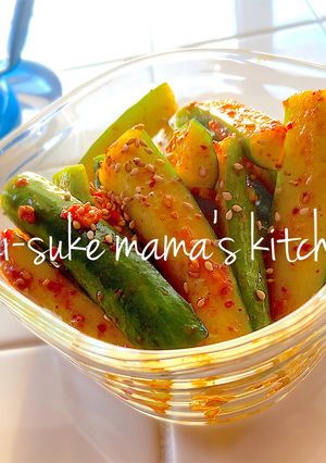 食べるラー油❤きゅうりの爆即漬け。ஐஃ-レシピのメイン写真