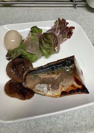 旬の生鯖を美味しく焼く-レシピのメイン写真